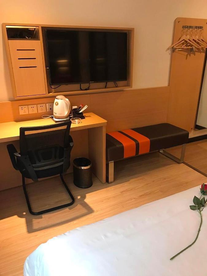Hotel 7 Days Premium Chongqing Jiangbei International Airport Branch Exterior foto