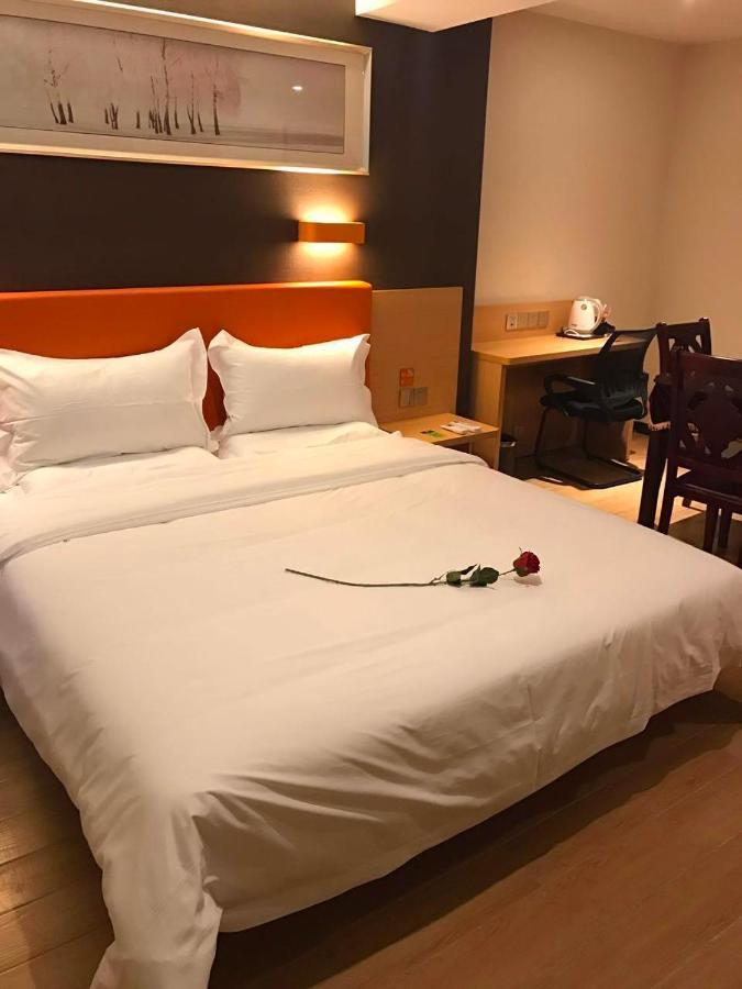Hotel 7 Days Premium Chongqing Jiangbei International Airport Branch Exterior foto